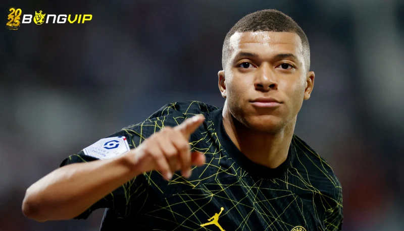 Ramos muốn trao 5 Quả Bóng Vàng cho Mbappe Bối cảnh của phát biểu gây sốt